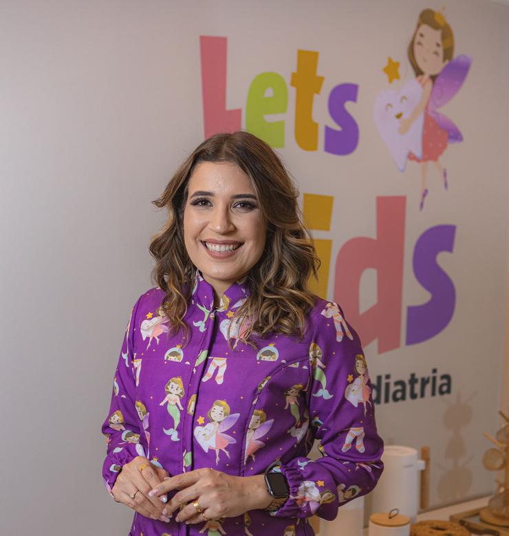 Dra. Letícia Santana